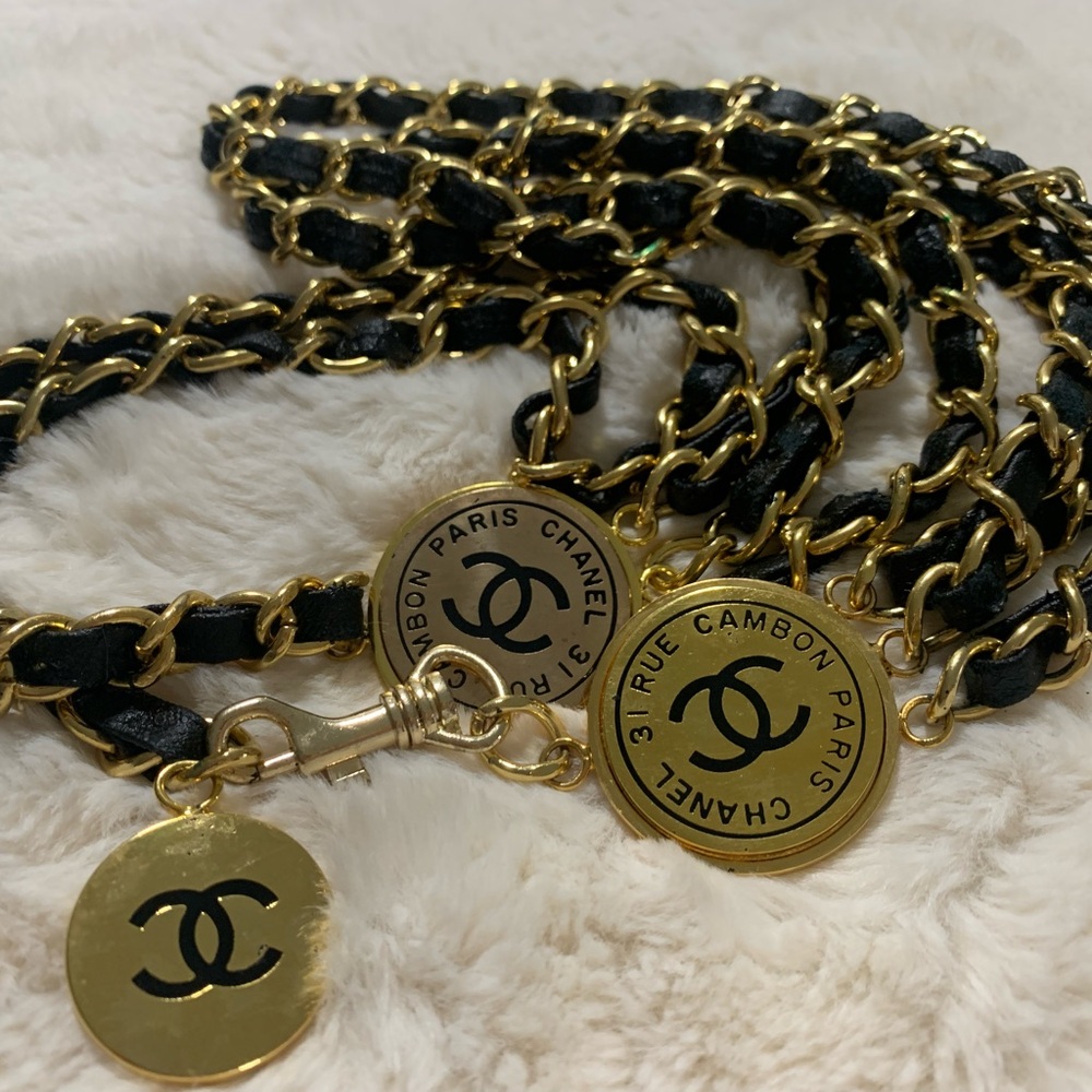 Vintage 1995 Chain link Chanel Belt - Picture 4 of 6